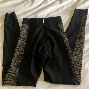 Ultracor x Bandier Ultra High Legging XS in Reflective Boa